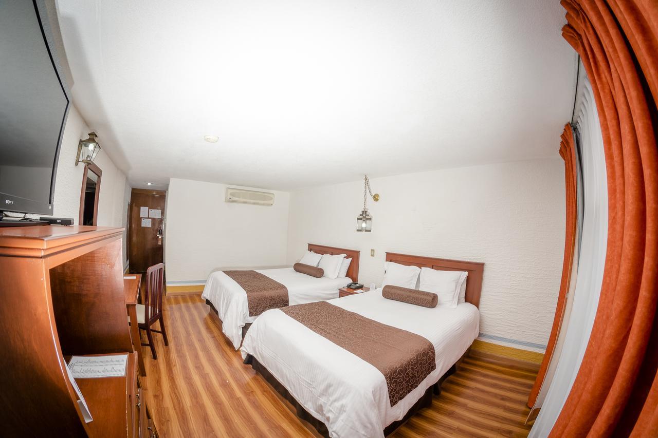 Howard Johnson By Wyndham Morelia Calle Real Екстер'єр фото
